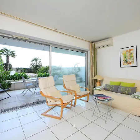 Bay-2 By Interhome Apartamento